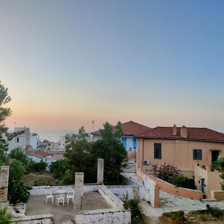 Οικογένειακο Διαμέρισμα Με Θέα 2 Chania  Екстер'єр фото